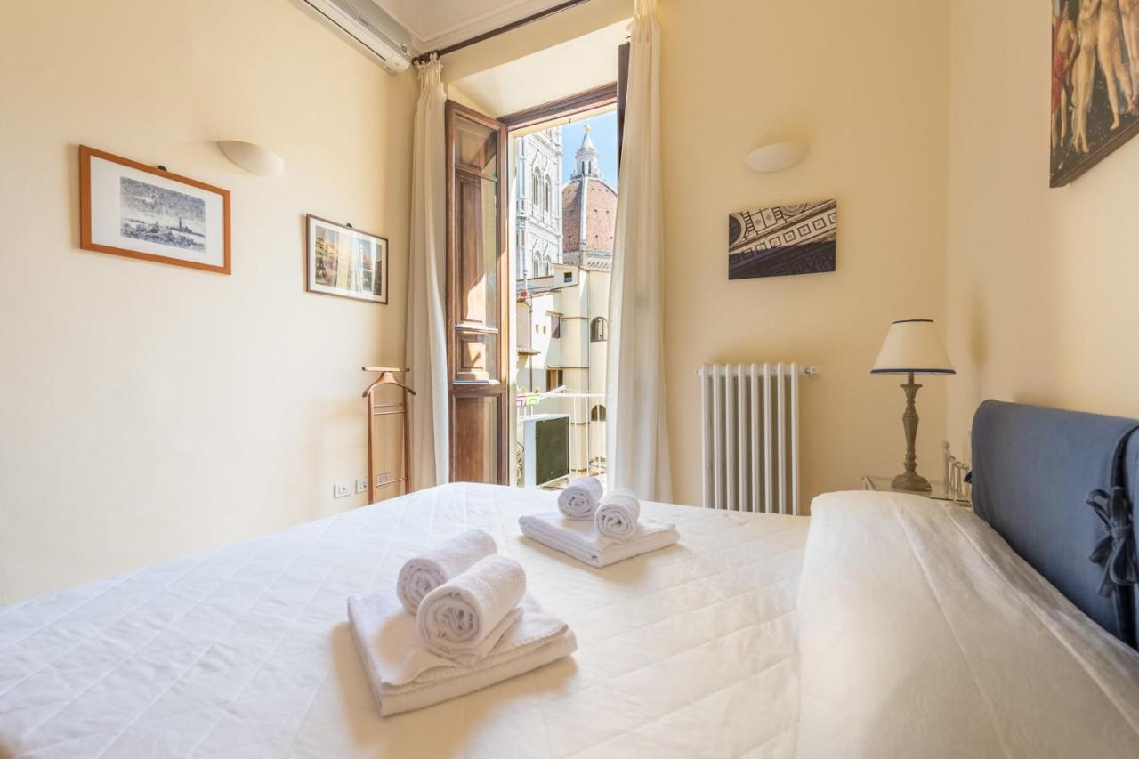 Charming 2Bed Apartment Overlooking Duomo - Hosted By Sweetstay Флоренція Екстер'єр фото