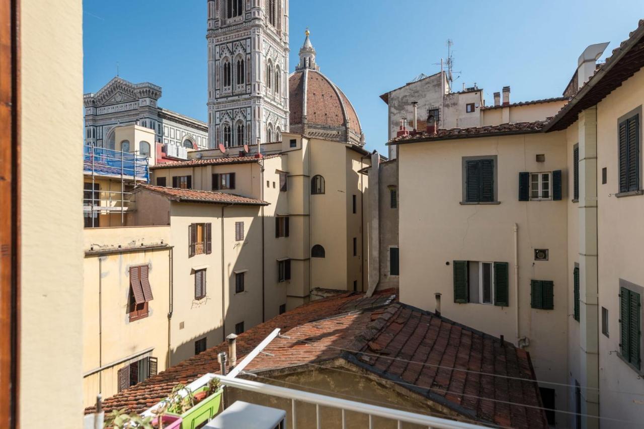 Charming 2Bed Apartment Overlooking Duomo - Hosted By Sweetstay Флоренція Екстер'єр фото
