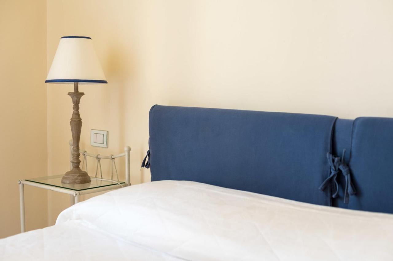 Charming 2Bed Apartment Overlooking Duomo - Hosted By Sweetstay Флоренція Екстер'єр фото