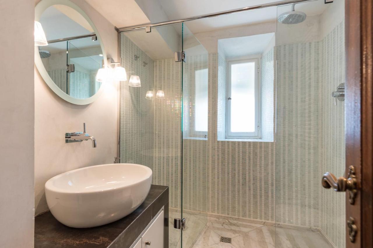 Charming 2Bed Apartment Overlooking Duomo - Hosted By Sweetstay Флоренція Екстер'єр фото